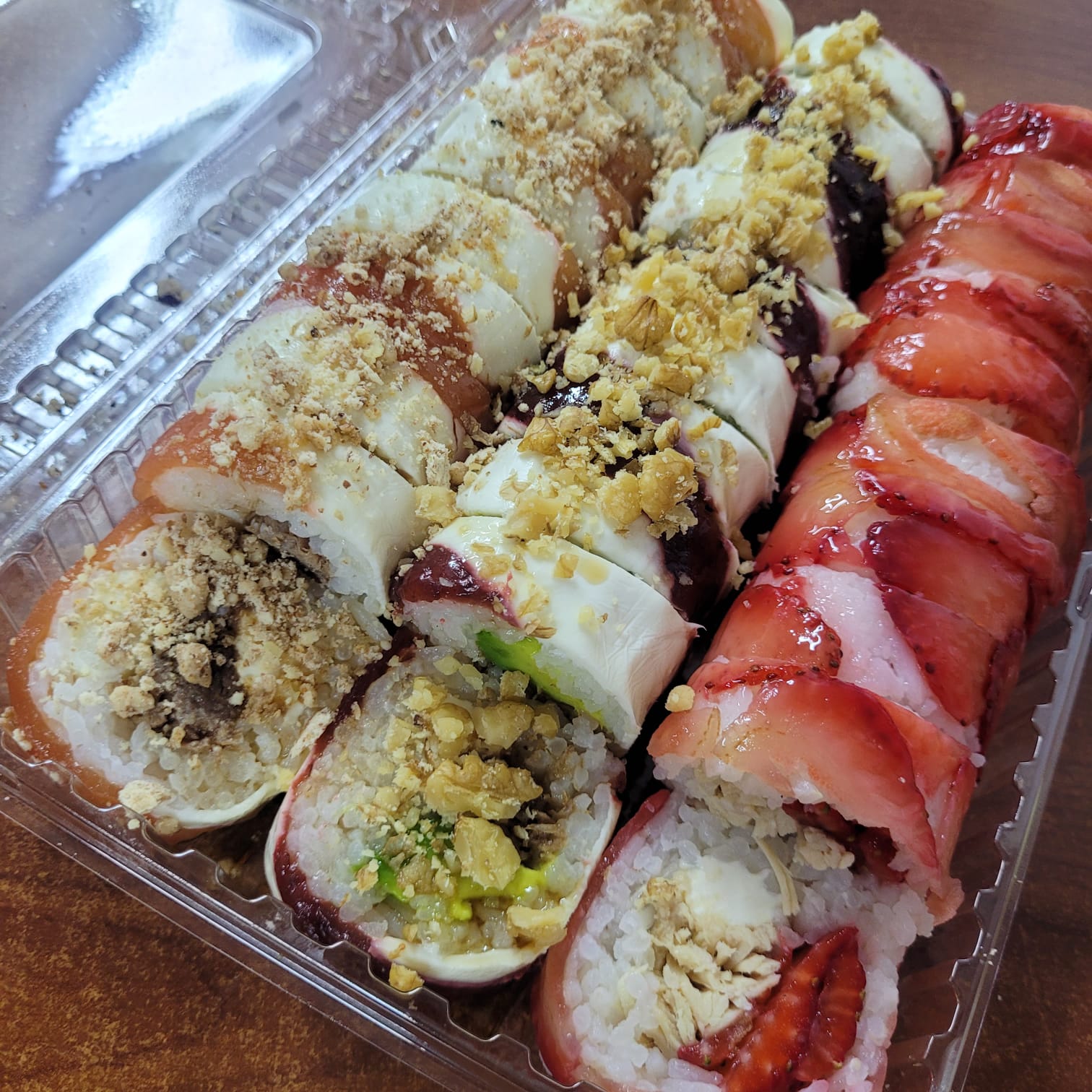 Rolls Envueltos en Queso Crema y Dulce